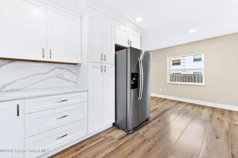 Kitchen - 2517 Lipscomb St, Melbourne, FL 32901 photo 2 of 3