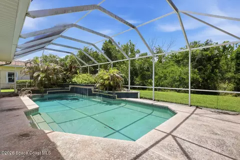 Exterior - 330 Baytree Dr, Melbourne, FL 32940 photo 5 of 8