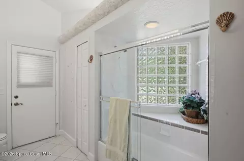 Bath - 330 Baytree Dr, Melbourne, FL 32940 photo 6 of 6