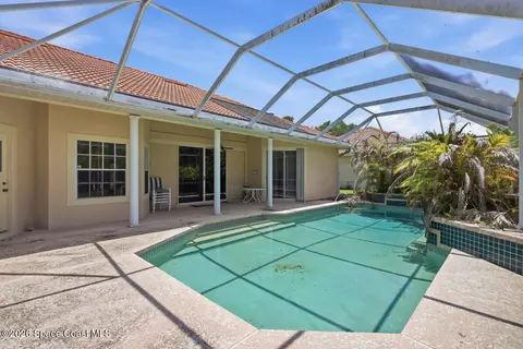 Exterior - 330 Baytree Dr, Melbourne, FL 32940 photo 2 of 8