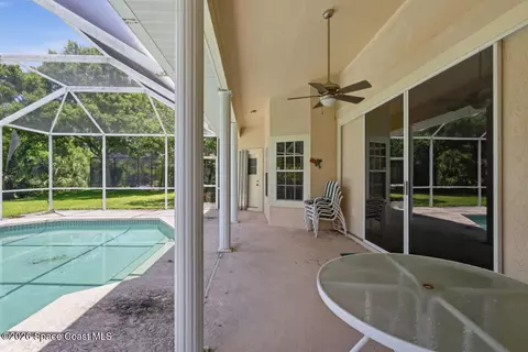 Exterior - 330 Baytree Dr, Melbourne, FL 32940 photo 3 of 8
