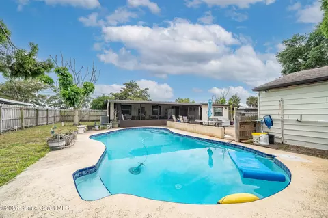 Exterior - 986 Sarno Rd, Melbourne, FL 32935 photo 5 of 10