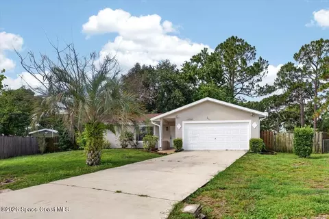 1582 Giles St NW, Palm Bay, FL 32907
