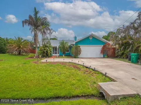 2674 SE Tiffany Ave, Port Saint Lucie, FL 34952
