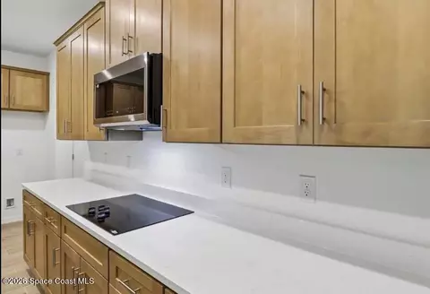 Kitchen - 170 Arthur Ave, Edgewater, FL 32141 photo 1 of 3