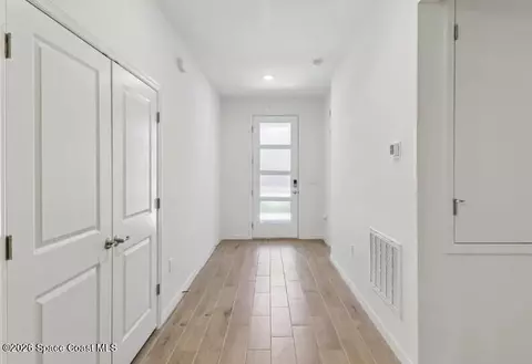 Entry Way - 170 Arthur Ave, Edgewater, FL 32141 photo 1 of 1