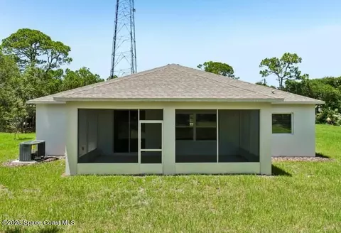 Exterior - 170 Arthur Ave, Edgewater, FL 32141 photo 3 of 4