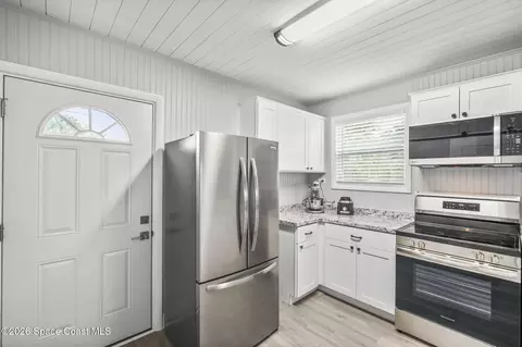 Kitchen - 2905 Emory St, Melbourne, FL 32901 photo 1 of 4