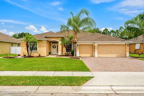 240 Grouper Cir SE, Palm Bay, FL 32909