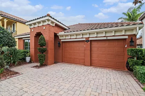 Exterior - 334 Point Lobos Dr, Satellite Beach, FL 32937 photo 2 of 10