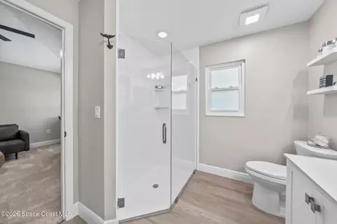 Bath - 697 Spring Lake Dr, Melbourne, FL 32940 photo 4 of 5