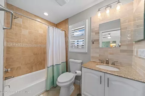 Bath - 697 Spring Lake Dr, Melbourne, FL 32940 photo 5 of 5