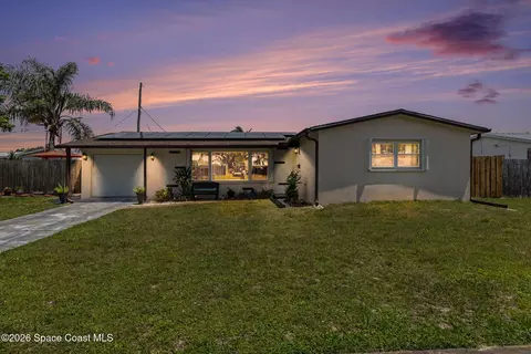1834 Cadillac Cir S, Melbourne, FL 32935