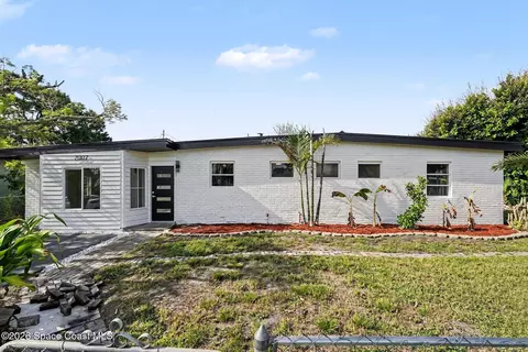 Exterior - 2007 Tyler Ave, Melbourne, FL 32935 photo 3 of 6