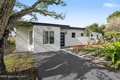 Exterior - 2007 Tyler Ave, Melbourne, FL 32935 photo 2 of 6