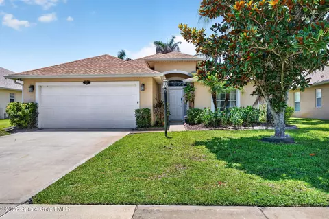 969 Tavernier Cir NE, Palm Bay, FL 32905