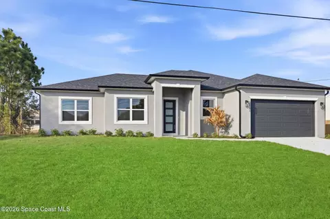1697 Weiman Rd SE, Palm Bay, FL 32909