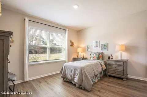 Bedroom - 1407 Needle Palm Dr, Edgewater, FL 32132 photo 2 of 3