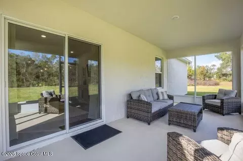 Exterior - 1407 Needle Palm Dr, Edgewater, FL 32132 photo 1 of 1