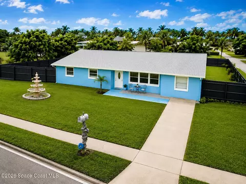 540 Barrett Dr, Merritt Island, FL 32952