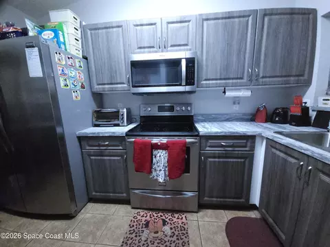 Kitchen - 2510 King Oak Cir, Saint Cloud, FL 34769 photo 1 of 1