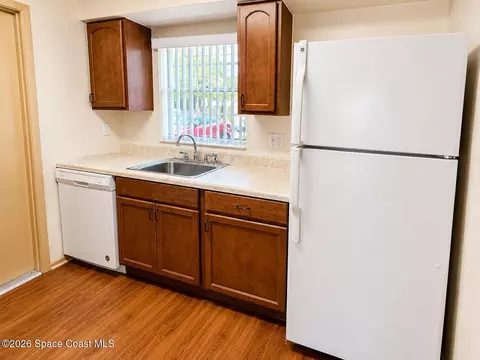 Kitchen - 4360 Feather St, Cocoa, FL 32927 photo 2 of 3