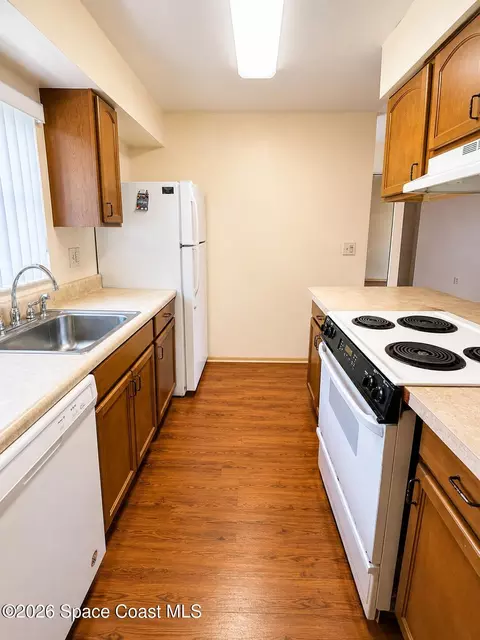 Kitchen - 4360 Feather St, Cocoa, FL 32927 photo 1 of 3