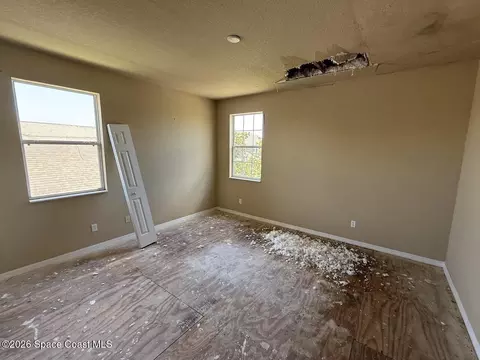 Bedroom - 4719 Chastain Dr, Melbourne, FL 32940 photo 2 of 4