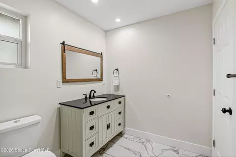 Bath - 3255 Hield Rd, Melbourne, FL 32904 photo 2 of 3