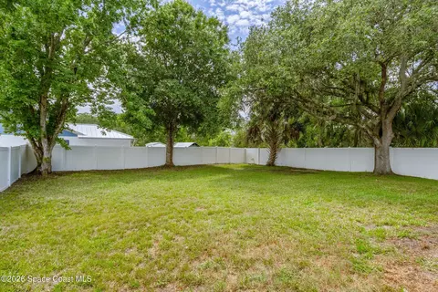 Exterior - 3255 Hield Rd, Melbourne, FL 32904 photo 4 of 10