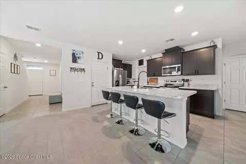 Entry Way - 1927 Sloan Ct, Rockledge, FL 32955 photo 1 of 3