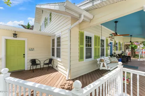 Exterior - 907 E Melbourne Ave, Melbourne, FL 32901 photo 5 of 22