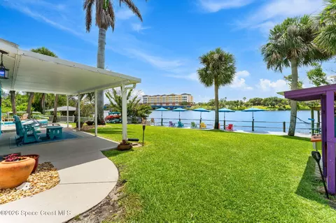 Exterior - 907 E Melbourne Ave, Melbourne, FL 32901 photo 8 of 22