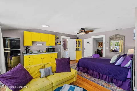 Bedroom - 907 E Melbourne Ave, Melbourne, FL 32901 photo 6 of 13
