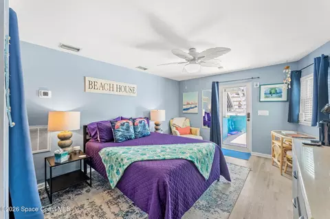 Bedroom - 907 E Melbourne Ave, Melbourne, FL 32901 photo 8 of 13