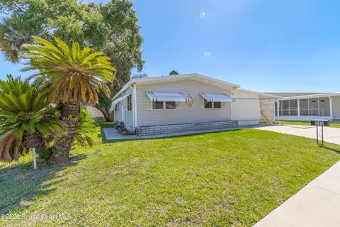 320 Holiday Park Blvd NE, Palm Bay, FL 32907