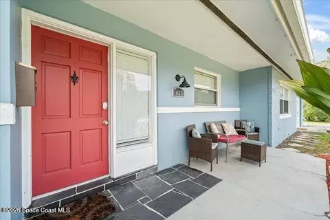 Exterior - 637 E Lincoln Ave, Melbourne, FL 32901 photo 1 of 5