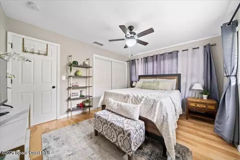 Bedroom - 637 E Lincoln Ave, Melbourne, FL 32901 photo 4 of 4