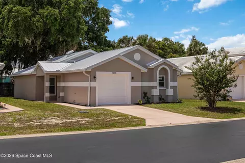 1253 Goldenrod Cir NE, Palm Bay, FL 32905