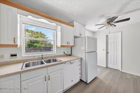 Kitchen - 2804 Kenyon Ave, Cocoa, FL 32926 photo 1 of 4