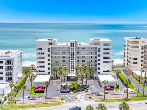 2727 N Highway A1a #304, Indialantic, FL 32903