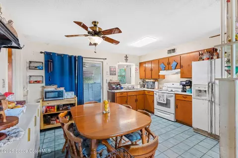 Kitchen - 2846 Davis Ln, Rockledge, FL 32955 photo 1 of 3