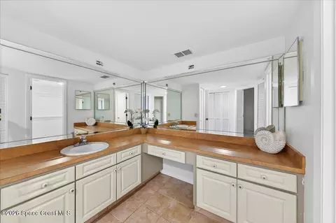 Bath - 1480 Roosevelt Ave #201, Melbourne, FL 32901 photo 3 of 5