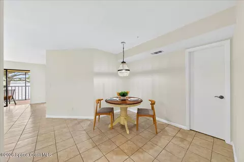 Dining - 1480 Roosevelt Ave #201, Melbourne, FL 32901 photo 1 of 1