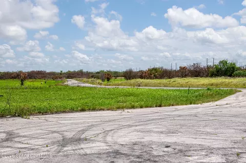 2218 Revell Cir SW, Palm Bay, FL 32908
