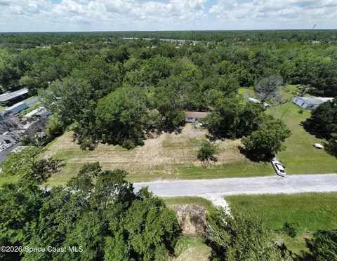 4340 Michael Dr NW, Mims, FL 32754
