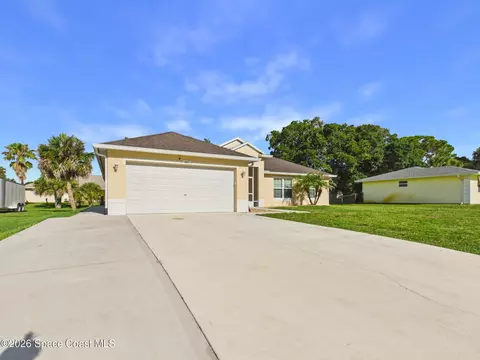 661 Jenkins St, Sebastian, FL 32958