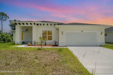2925 Polaris Ave SE, Palm Bay, FL 32909