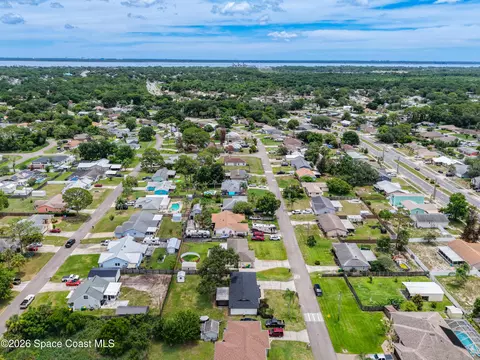 View/Area - 4590 Ponds Dr, Cocoa, FL 32927 photo 15 of 17