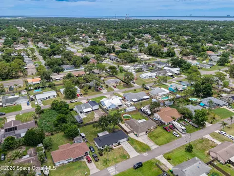 View/Area - 4590 Ponds Dr, Cocoa, FL 32927 photo 7 of 17